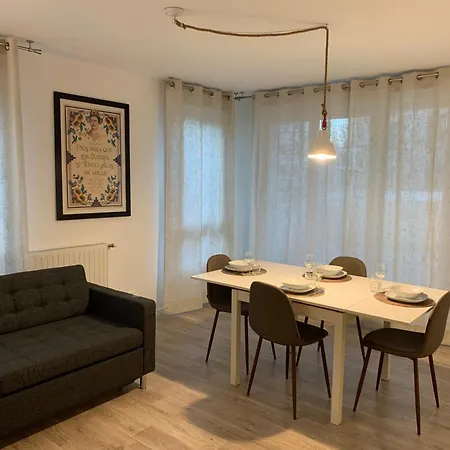 La Demeure Des Rois - Parking - Metro - Stade De France * Saint-Denis (Seine-Saint-Denis)